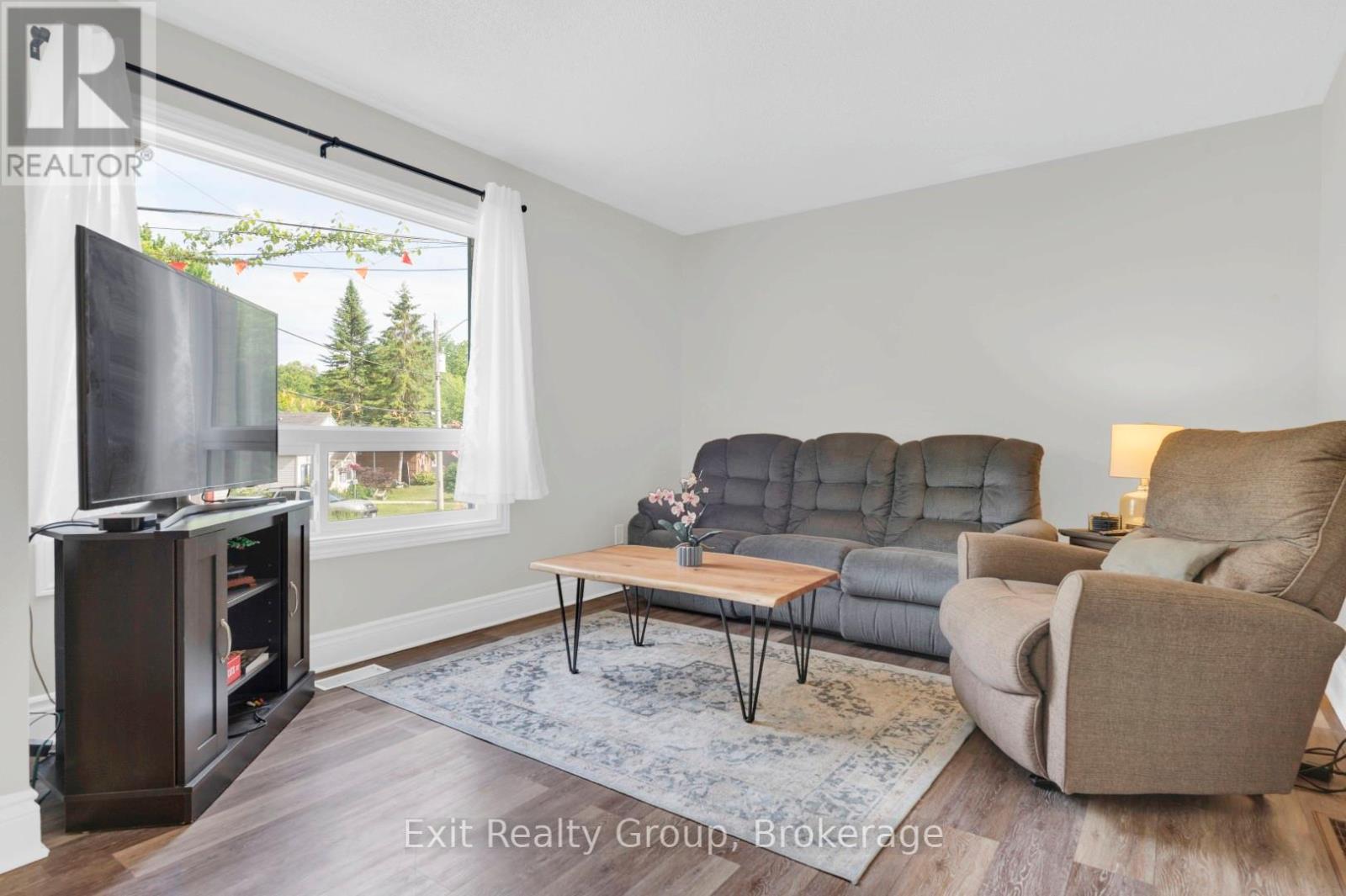98 OCTAVIA STREET - Photo 4
