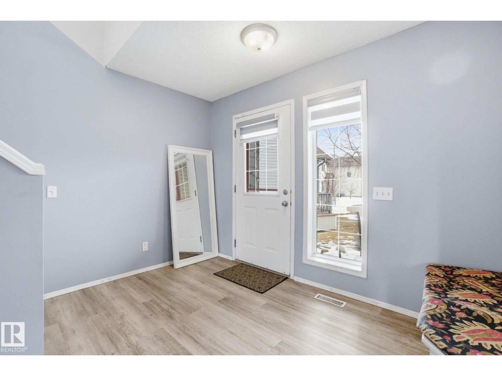 15736 141 ST NW