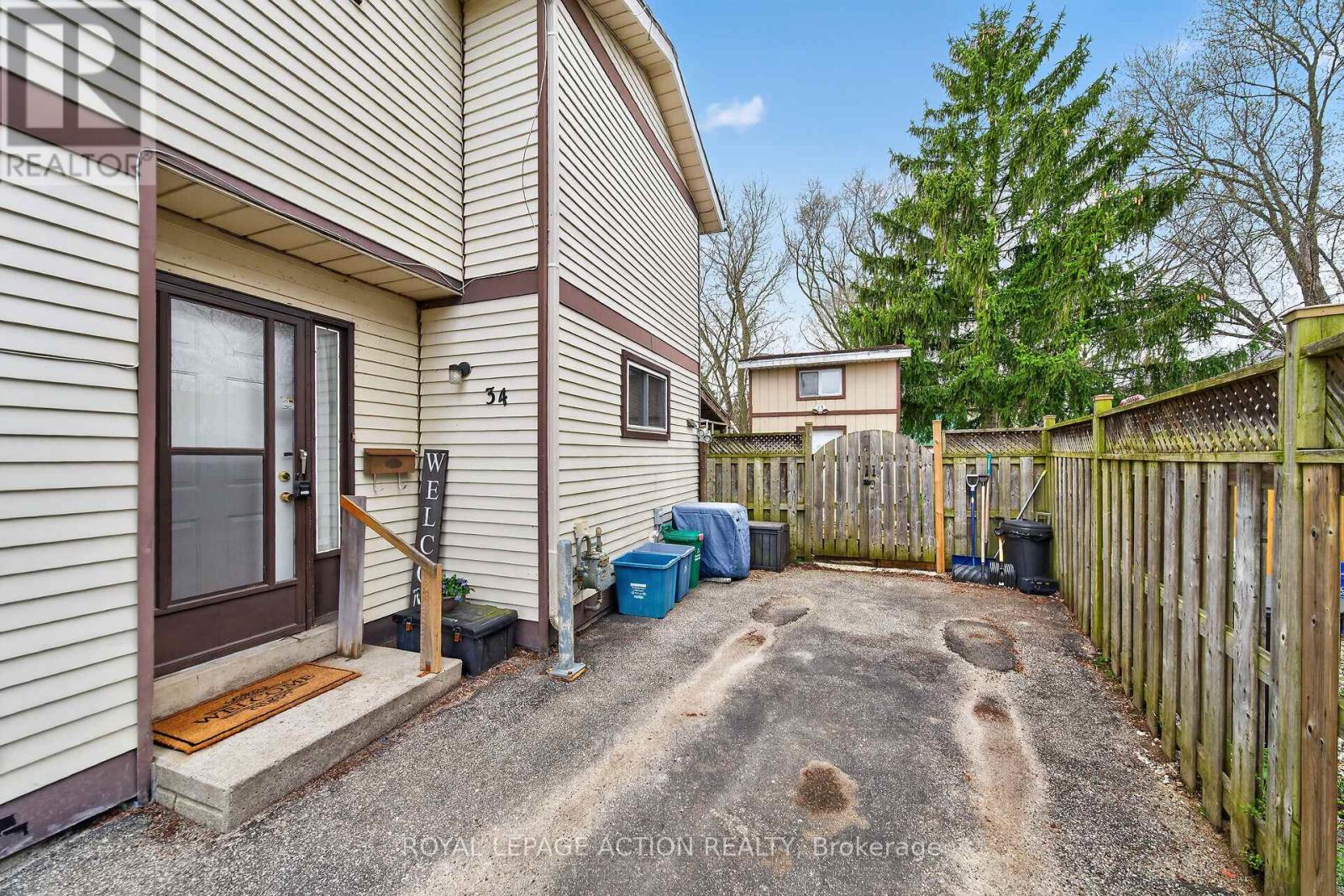 34 ENFIELD CRESCENT