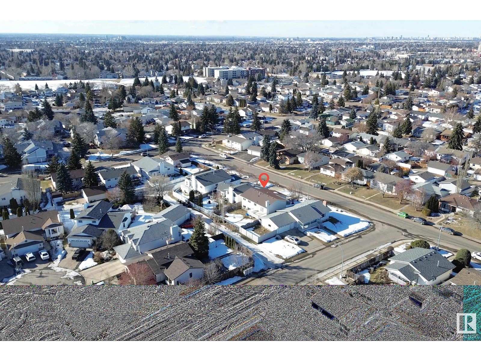 5207 13 AV NW