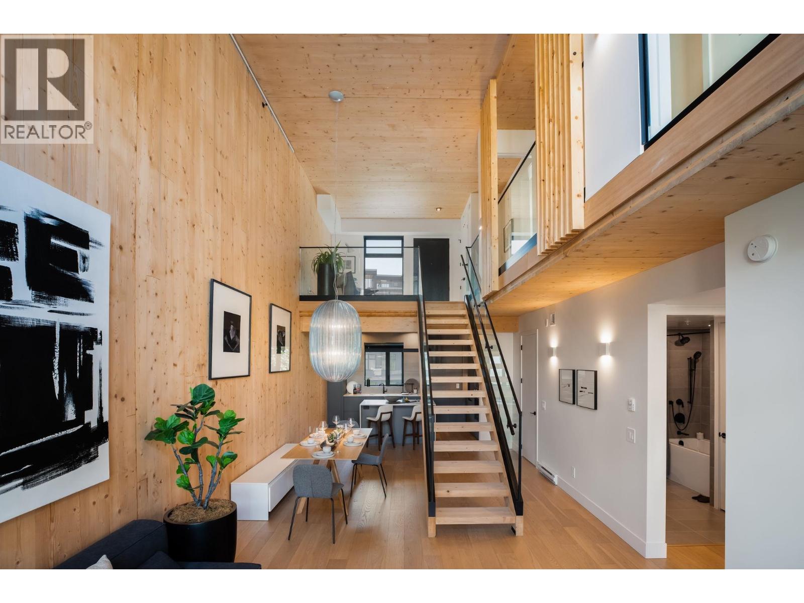 304 310 SALTER STREET