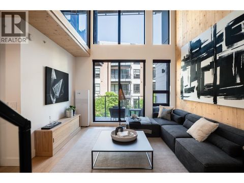 304 310 SALTER STREET New Westminster BC V3M0N7