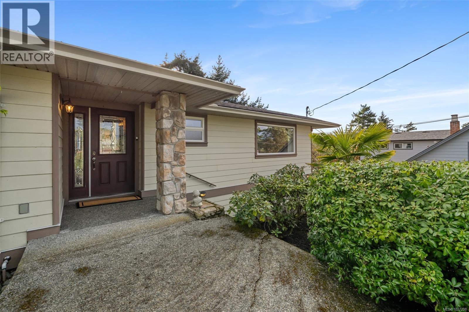 567 Prince Robert Dr