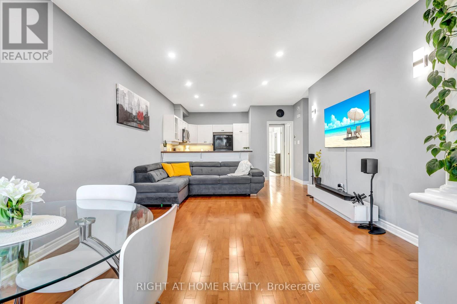 314 ROYAL FERN WAY