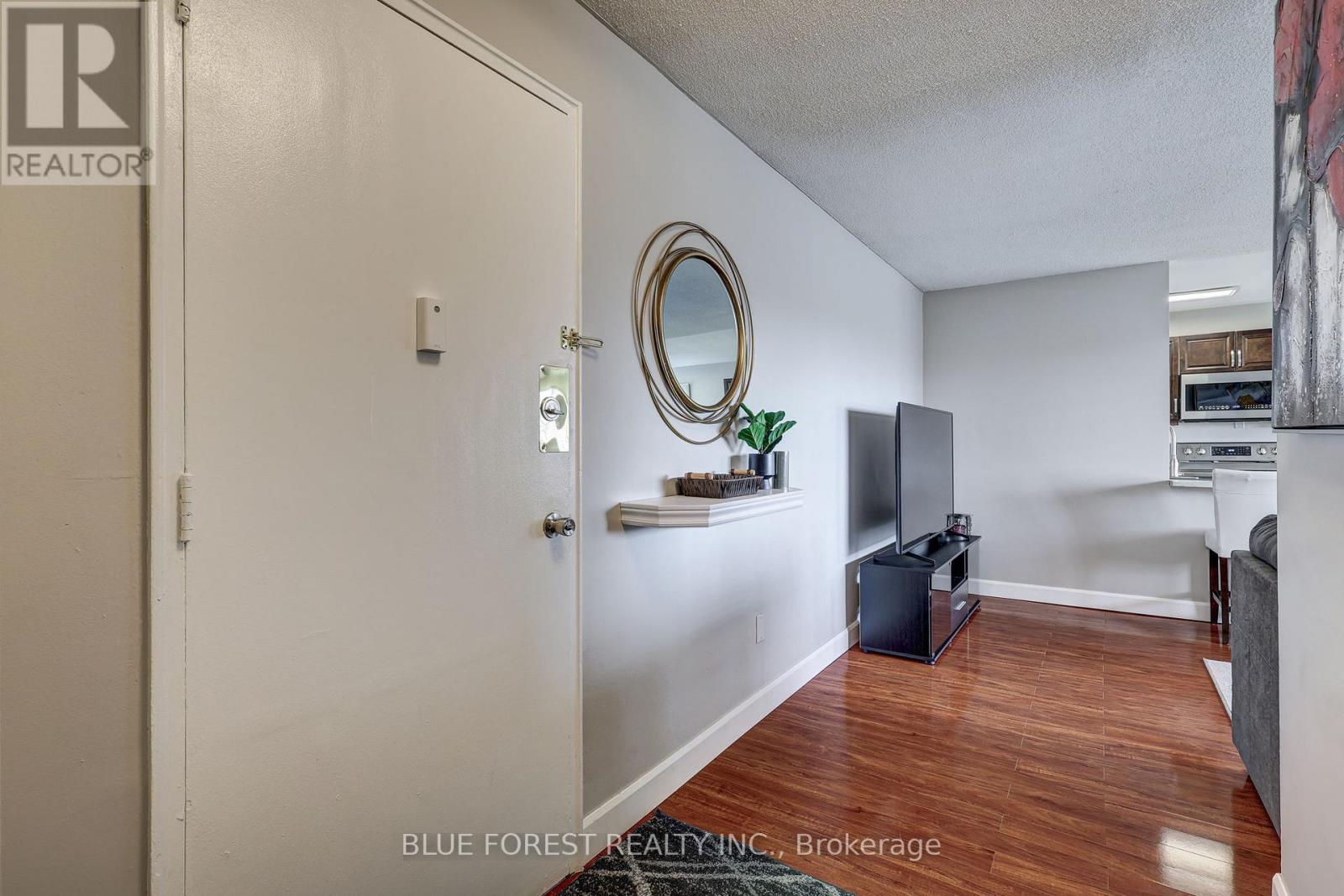 309 - 1174 HAMILTON ROAD