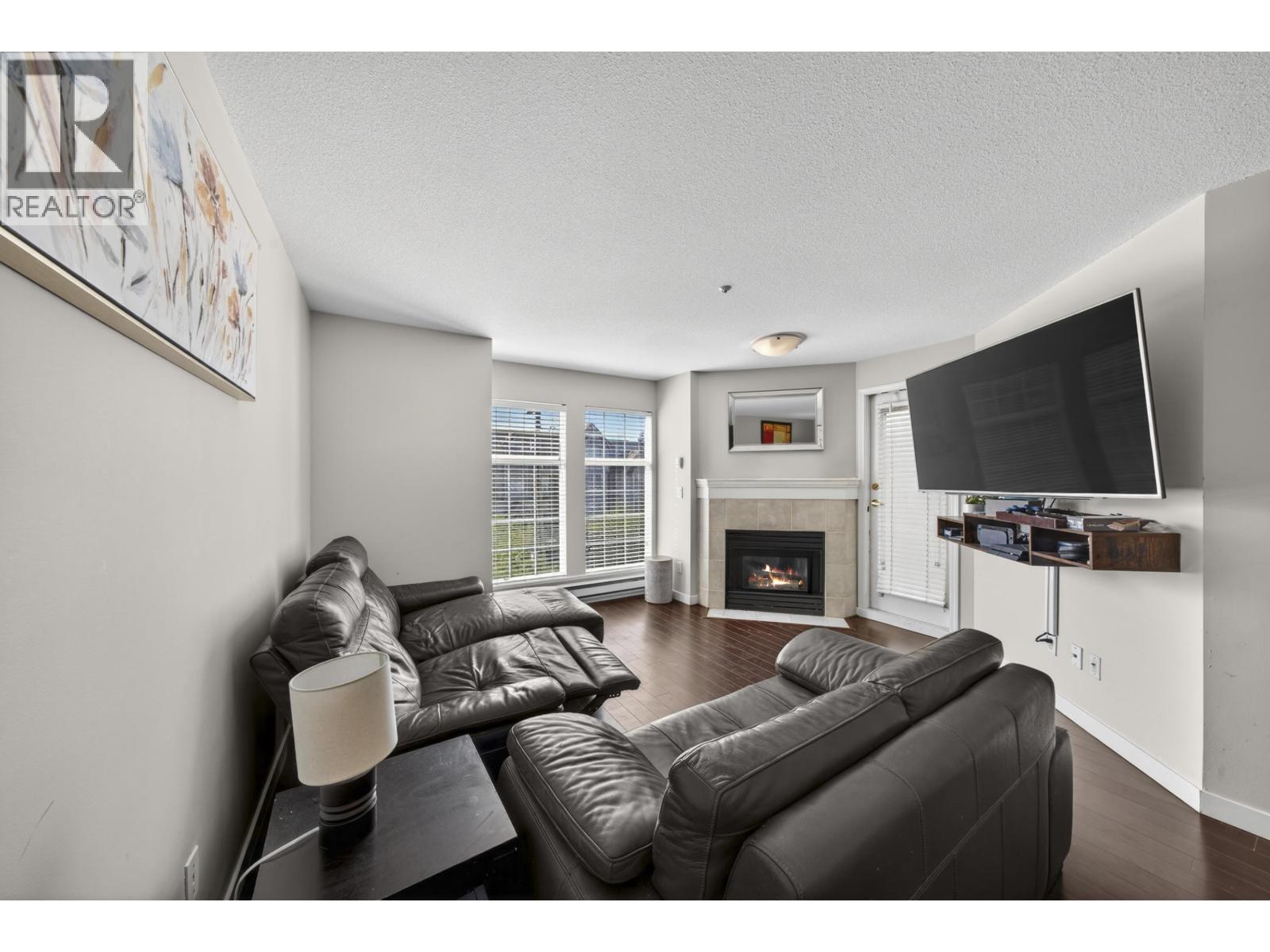 312 1655 GRANT AVENUE