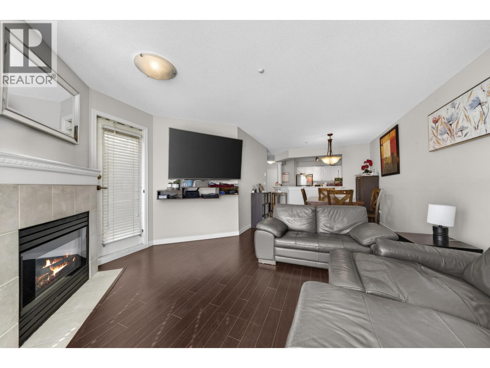 312 1655 GRANT AVENUE