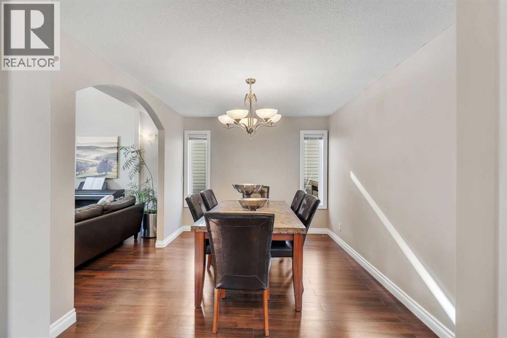 222 Canals Circle SW