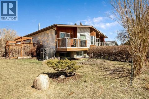240 27 Avenue NW Calgary AB T2M2H4