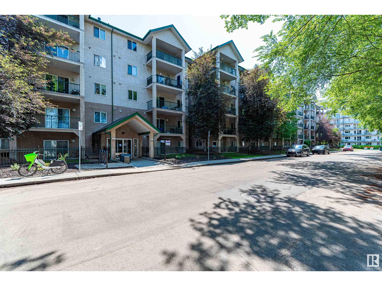 #531 11325 83 ST NW