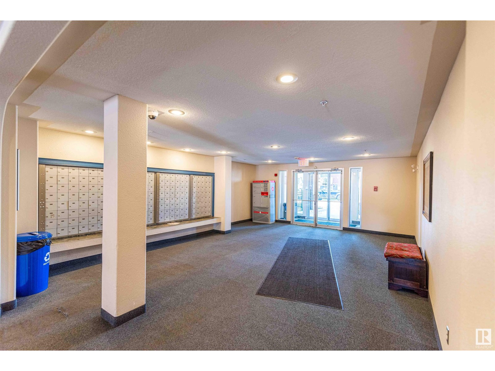 #531 11325 83 ST NW
