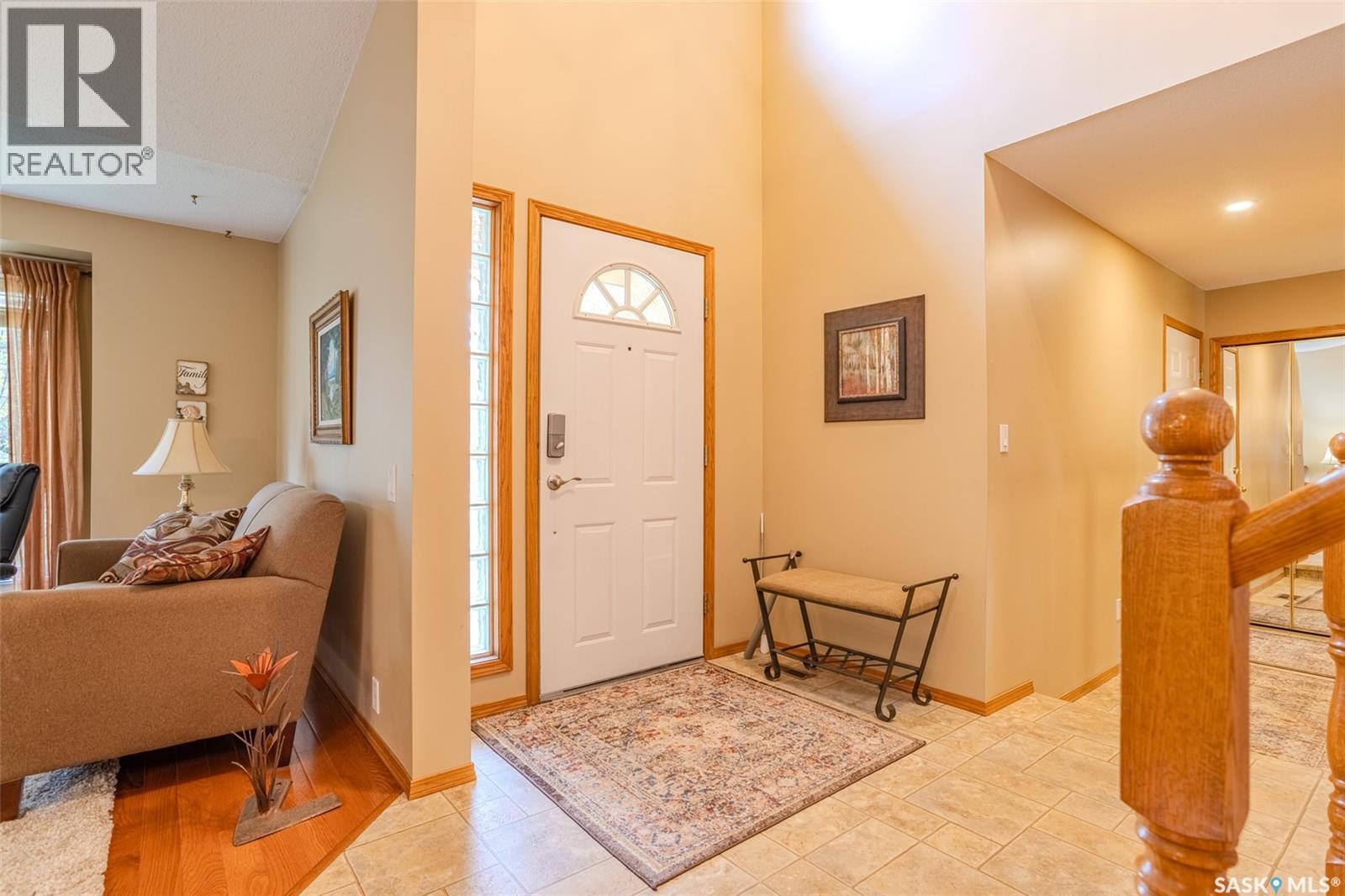 406 Braeburn CRESCENT