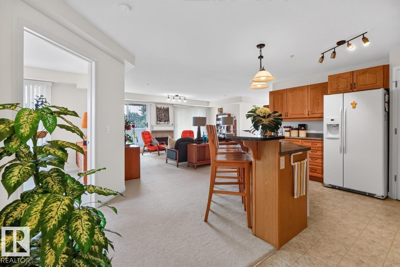 #322 7510 89 ST NW