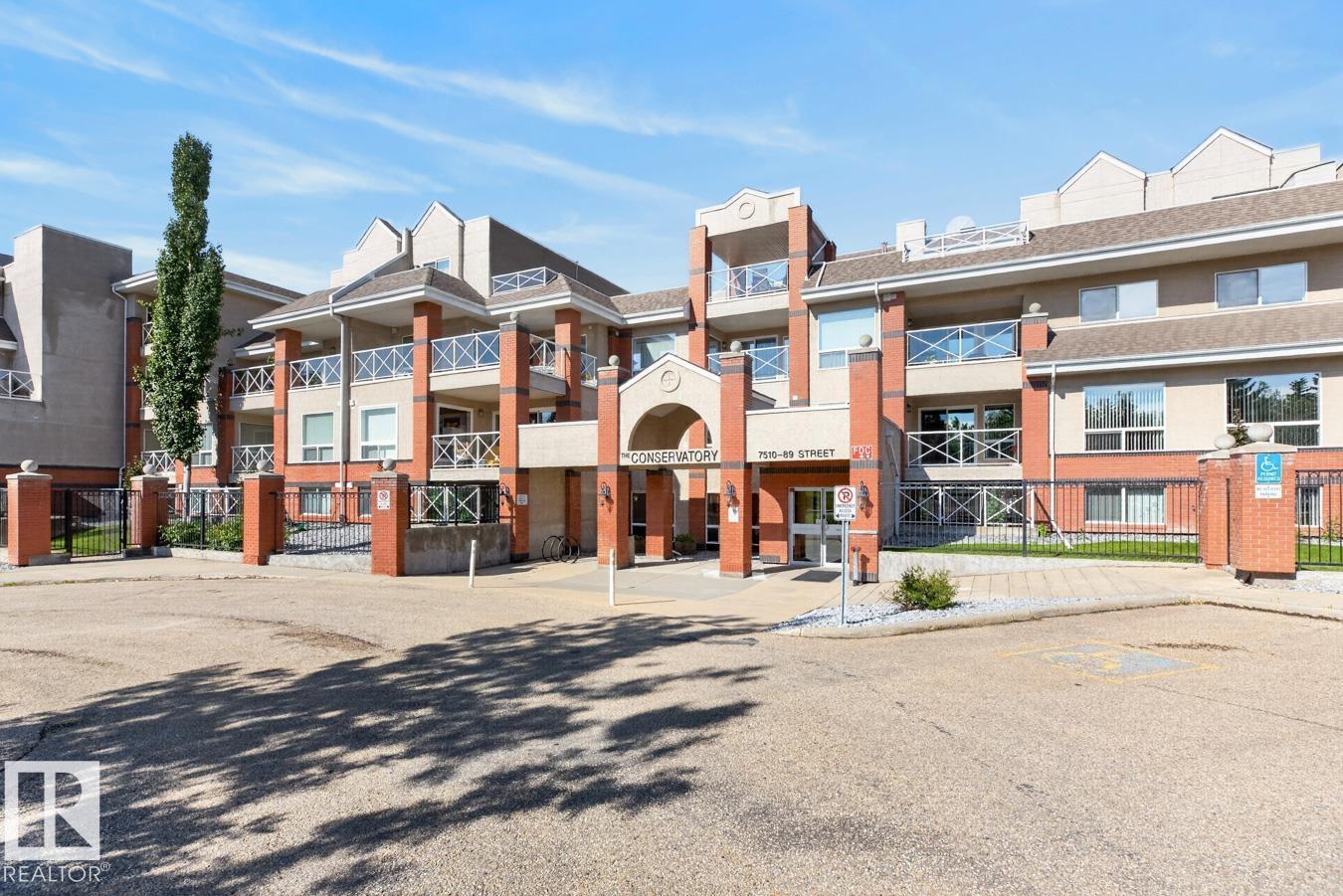 #322 7510 89 ST NW