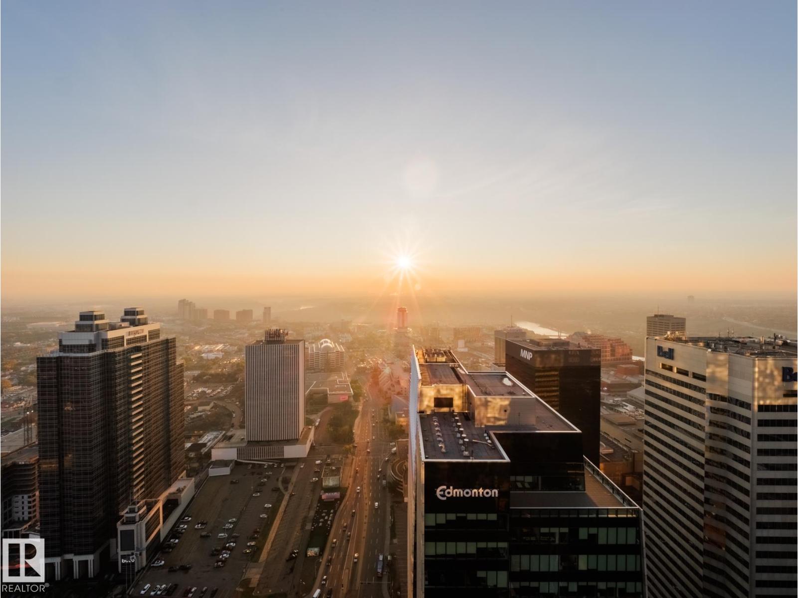 #4402 10360 102 ST NW