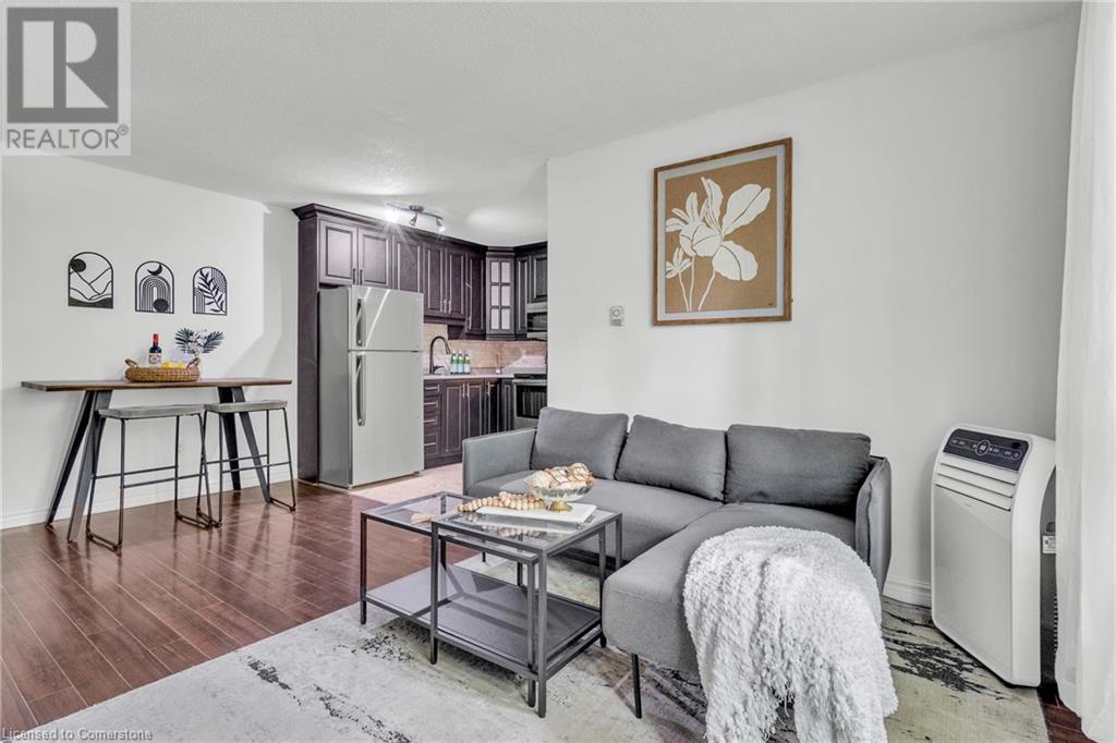 119 CEDAR Street S Unit# 7