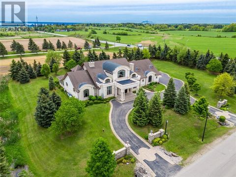 2594 BLUFFS Way Burlington ON L7M0T8
