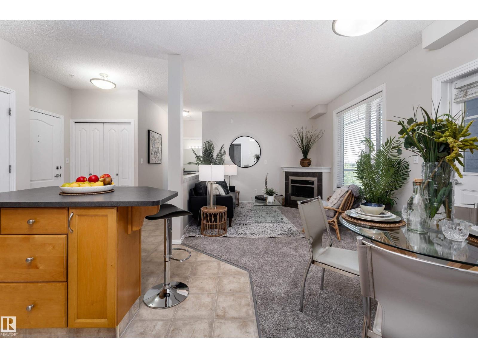 #404 12111 51 AV NW