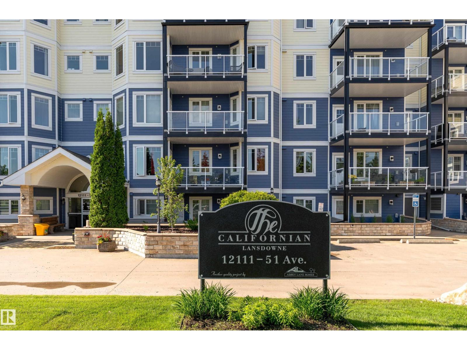 #404 12111 51 AV NW