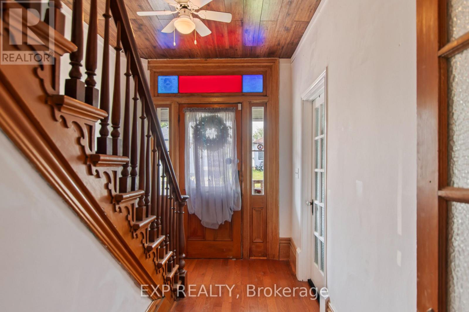 21 LINCOLN AVENUE