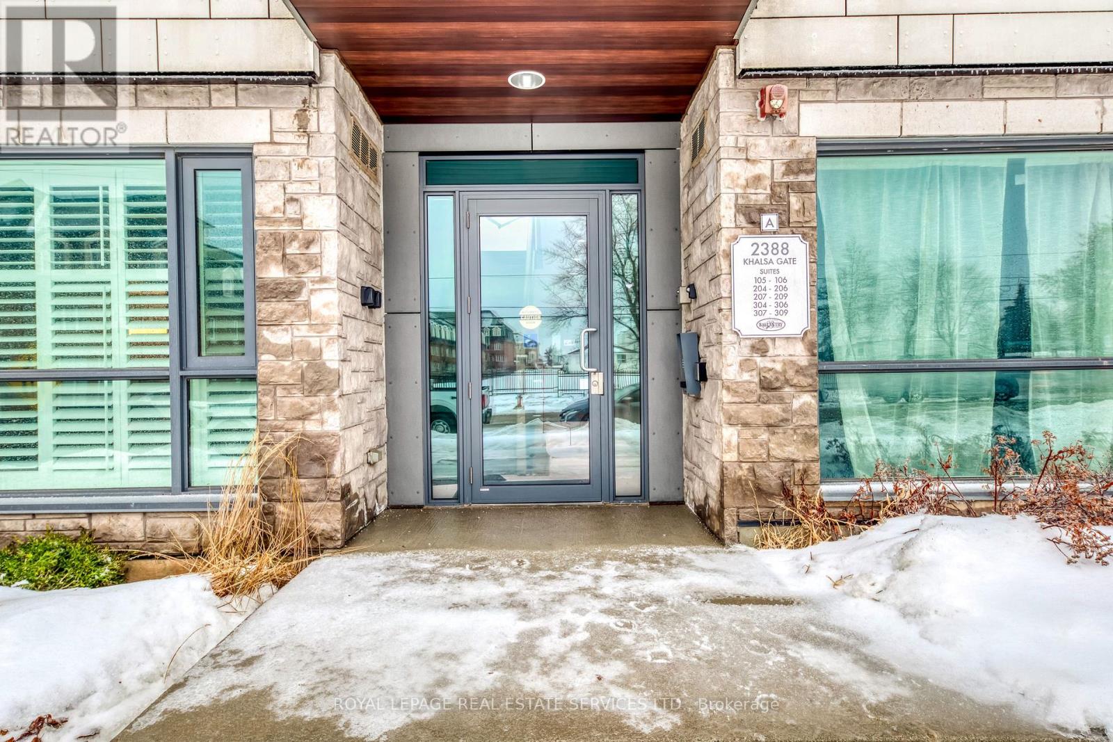 307 - 2388 KHALSA GATE