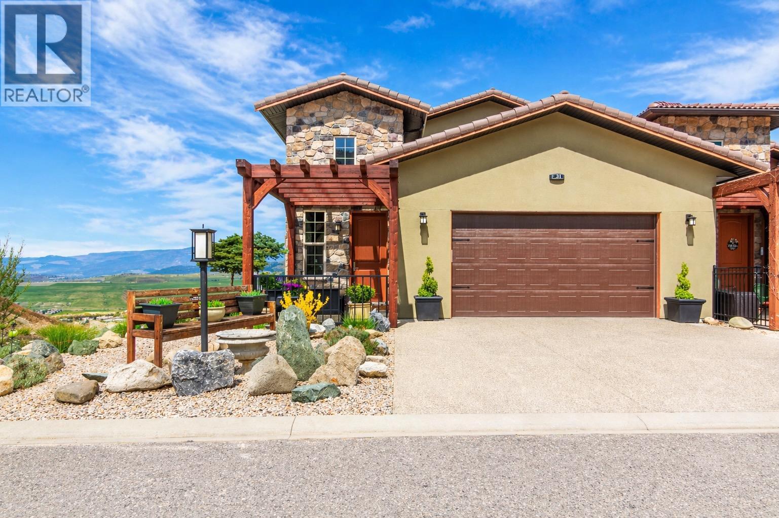 595 Vineyard Way N Unit# 31