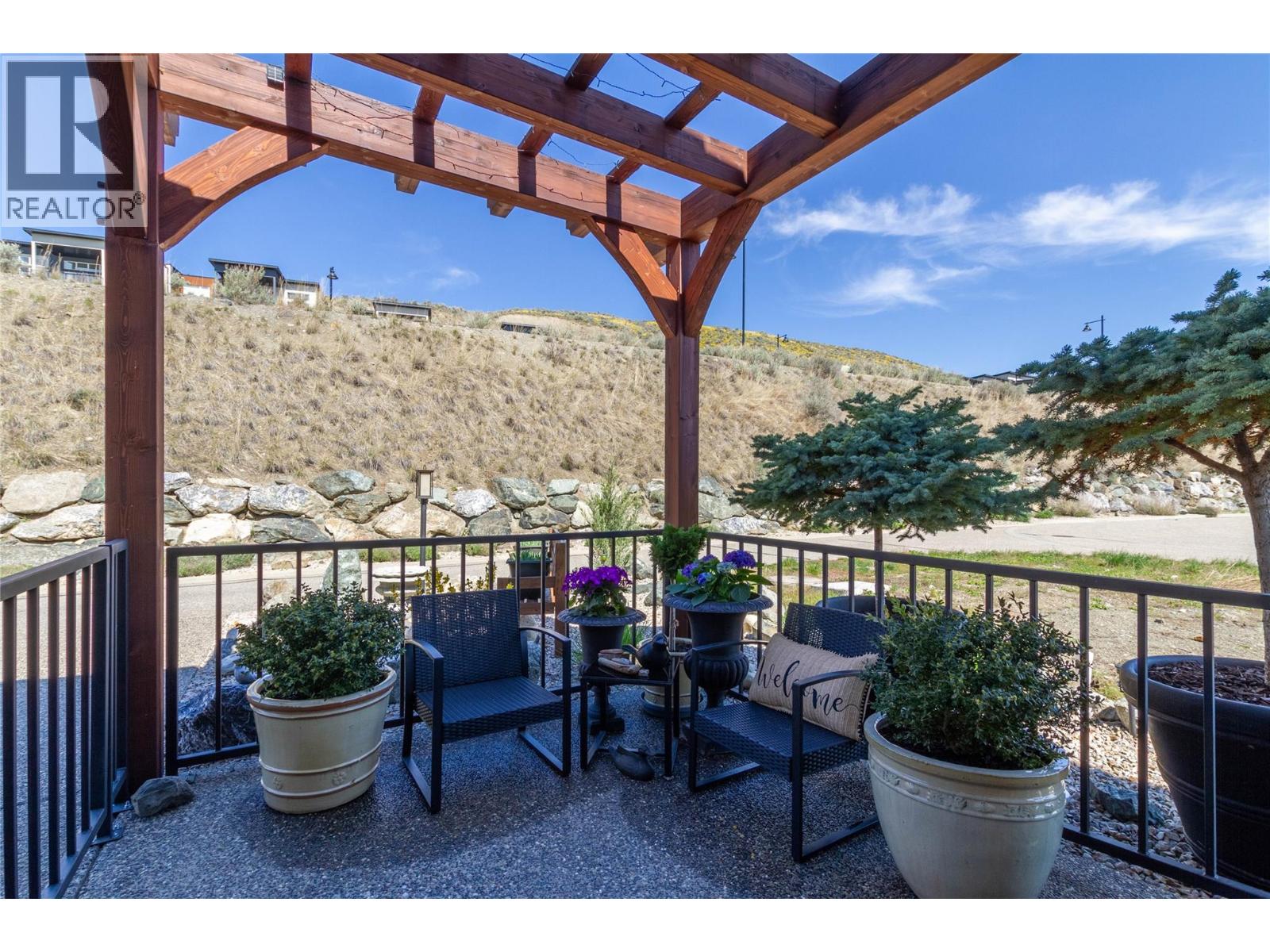 595 Vineyard Way N Unit# 31