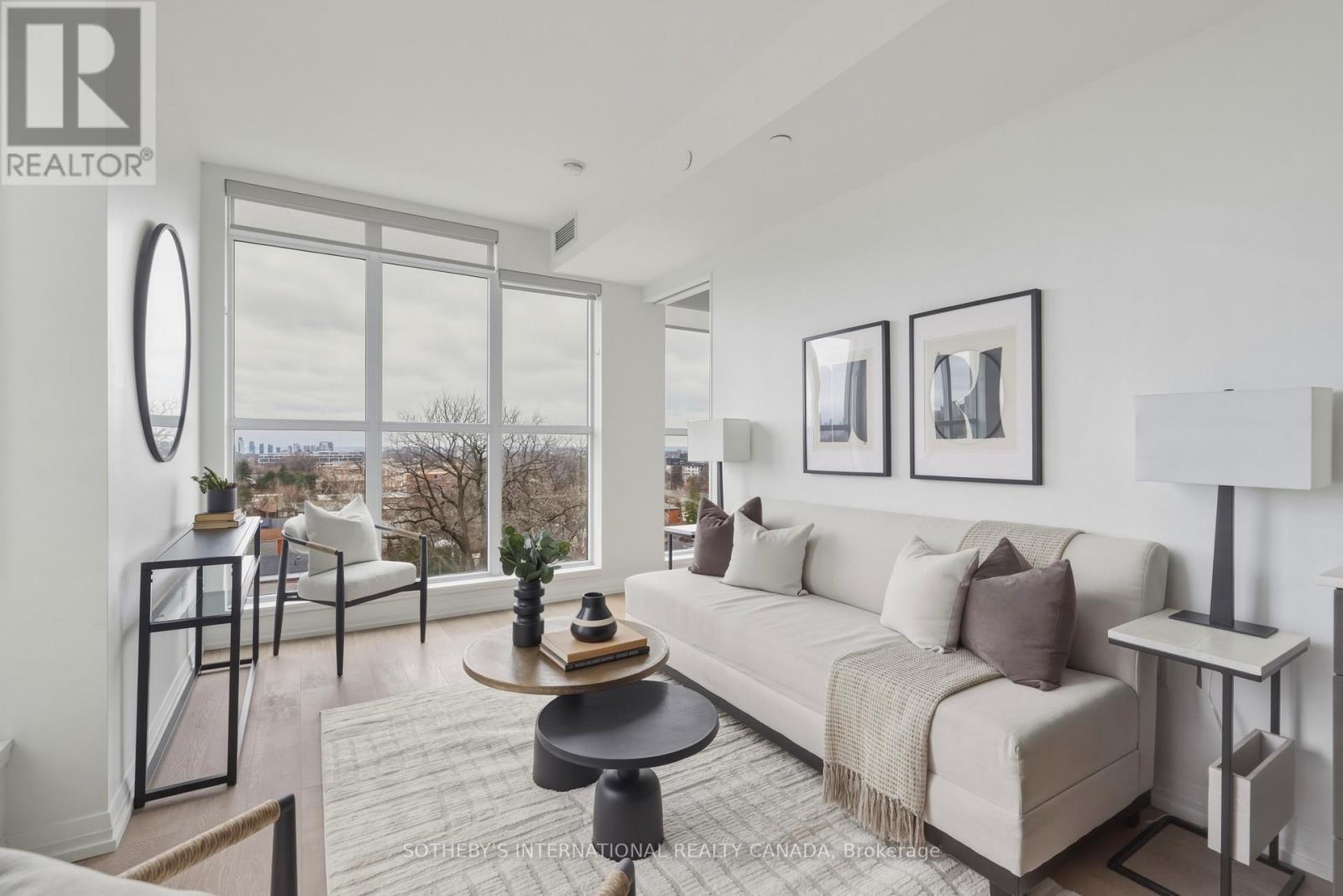 707 - 835 ST CLAIR AVENUE W