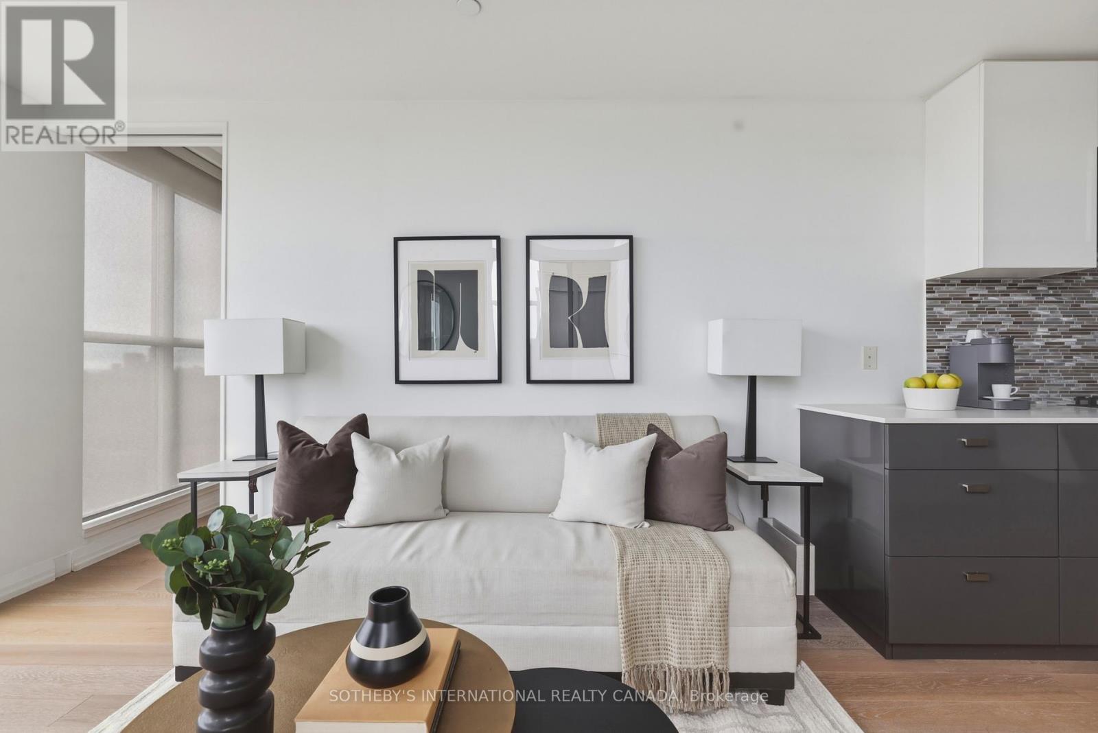 707 - 835 ST CLAIR AVENUE W