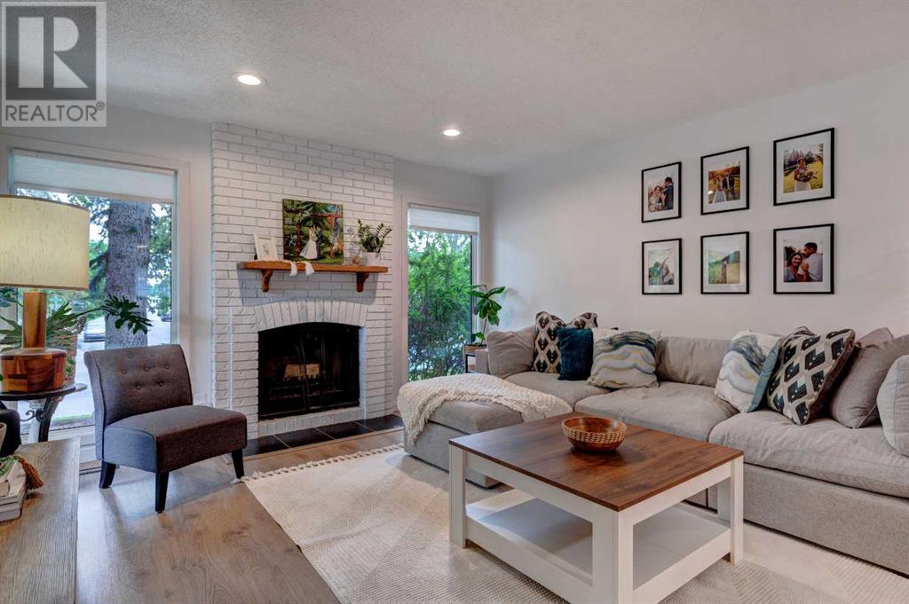 423 Midridge Drive SE