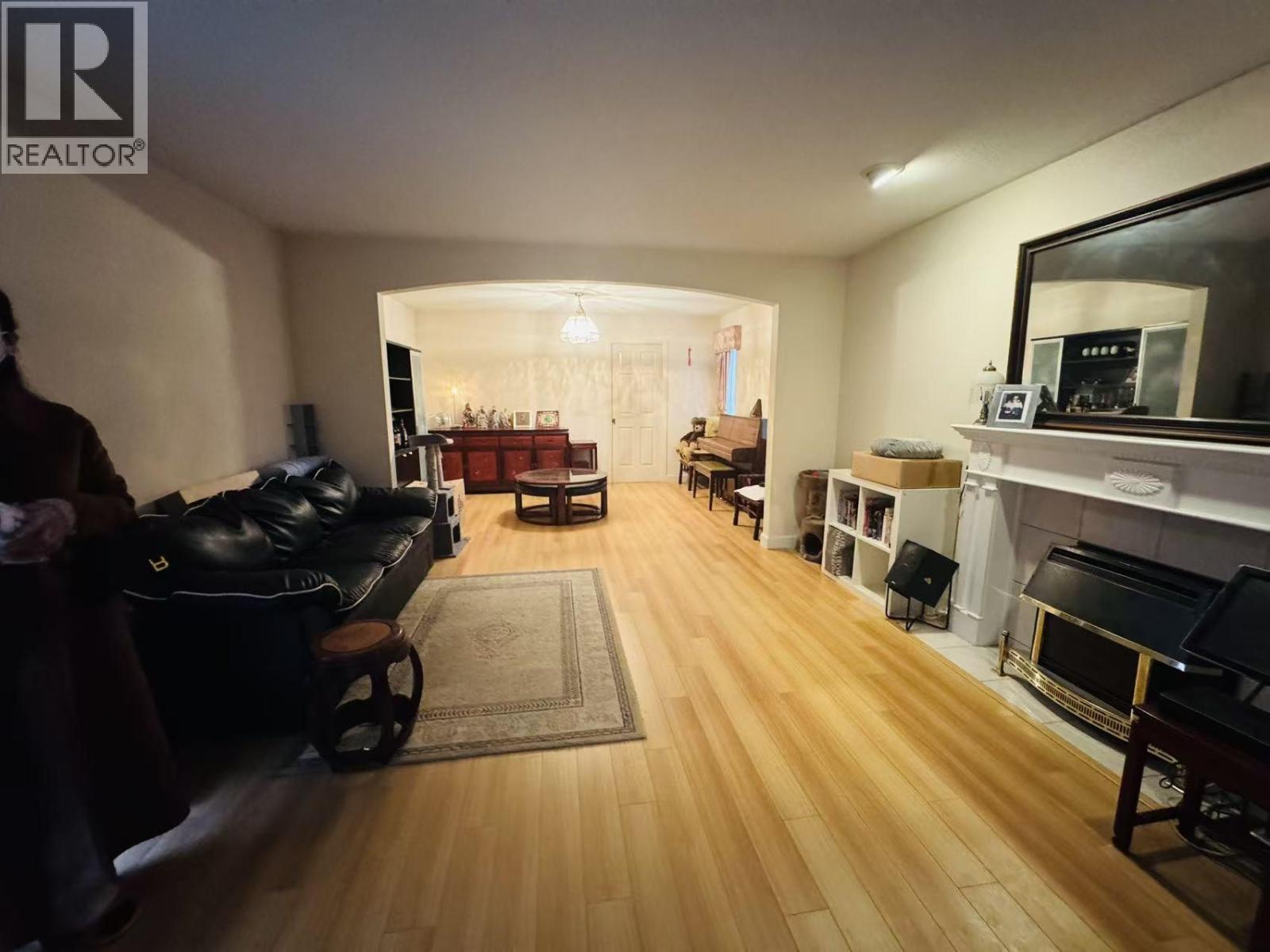 3830 MCKAY DRIVE