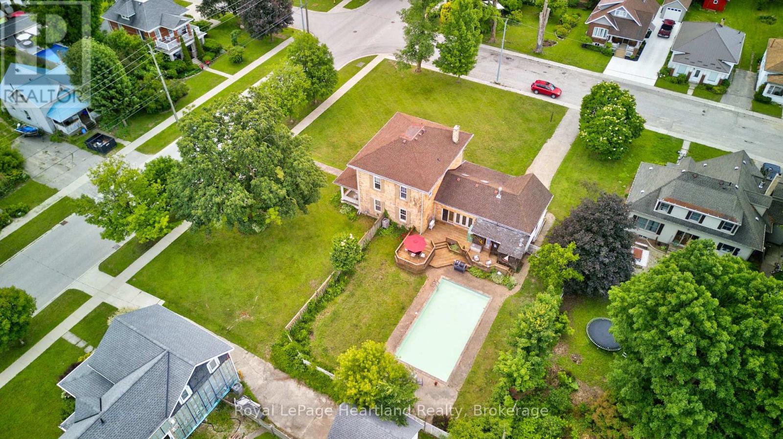 638 HAVELOCK STREET