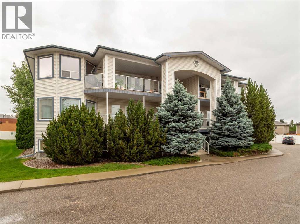 122, 23 Chilcotin Lane W