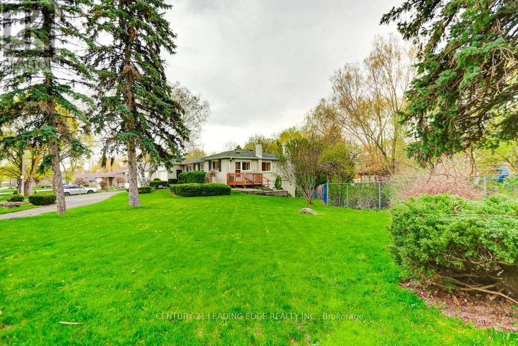 15 BAKERDALE ROAD