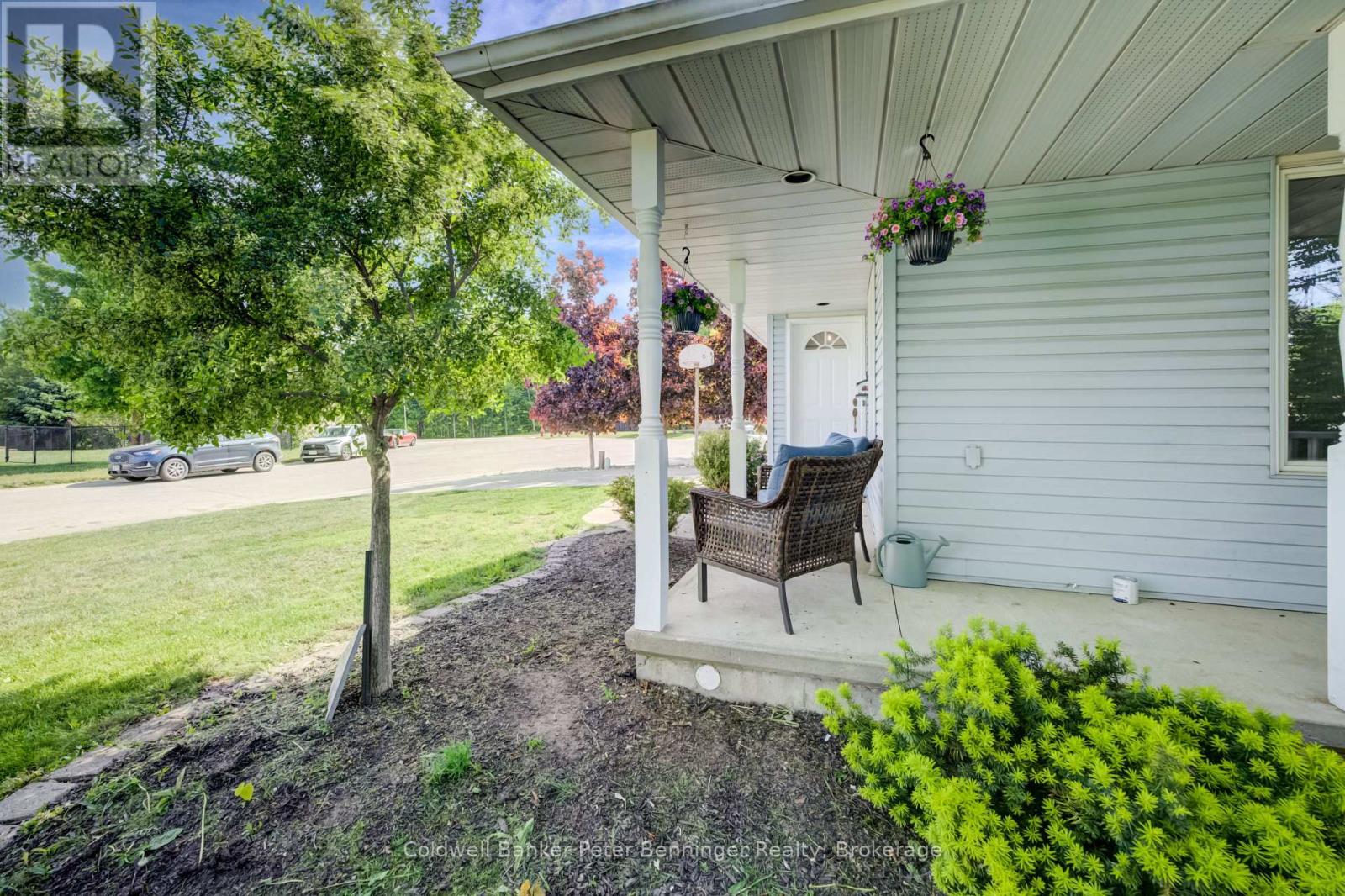 54 ELLEN AVENUE