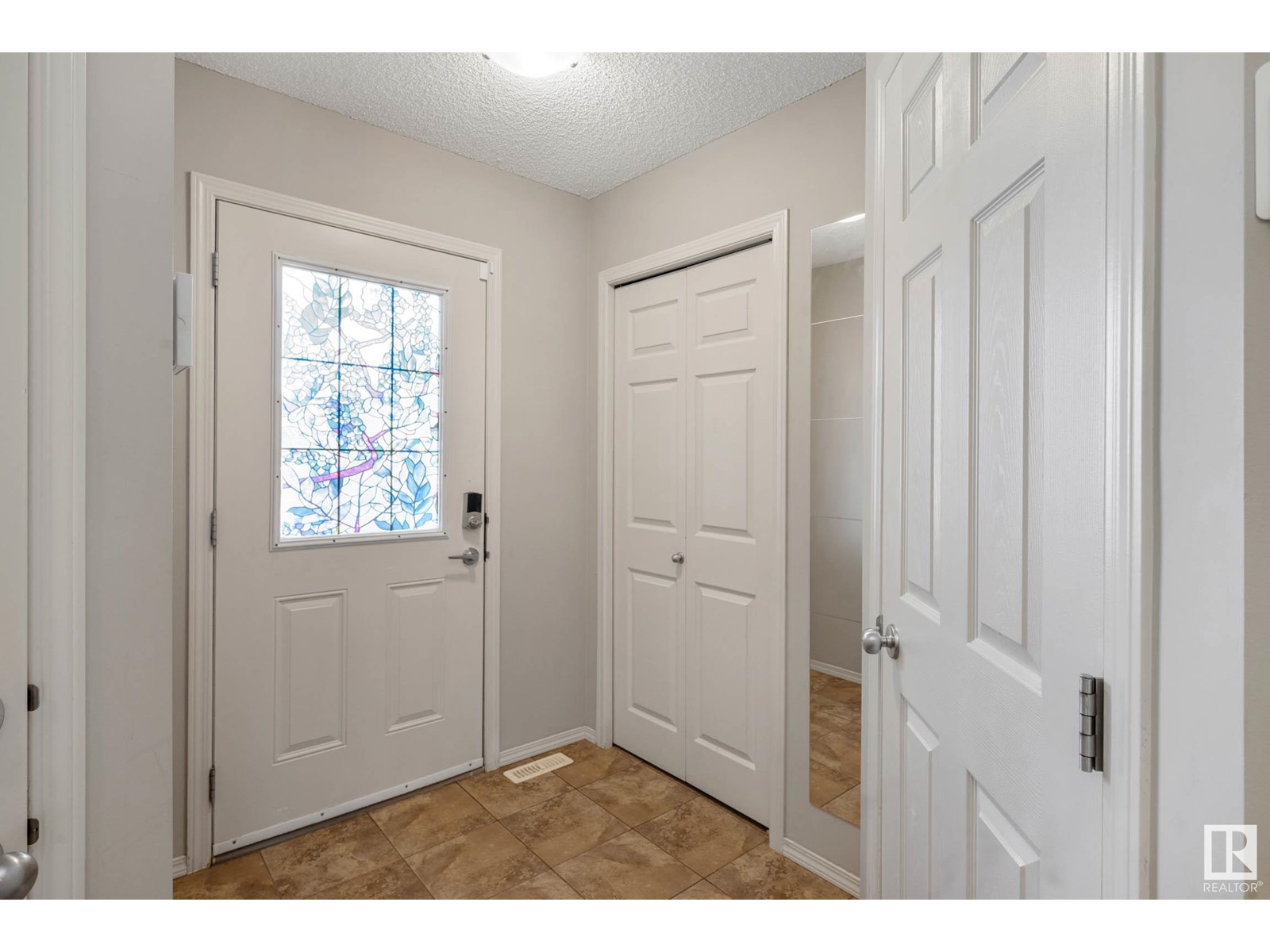 #18 1730 LEGER GATE GA NW