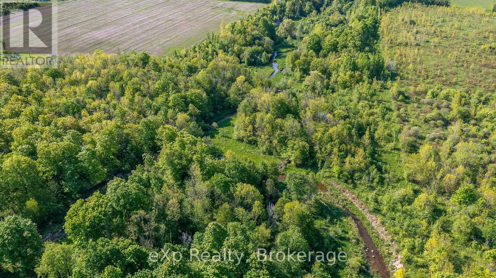 E 1/2 LT 29-30 CON 4; SIDEROAD 30