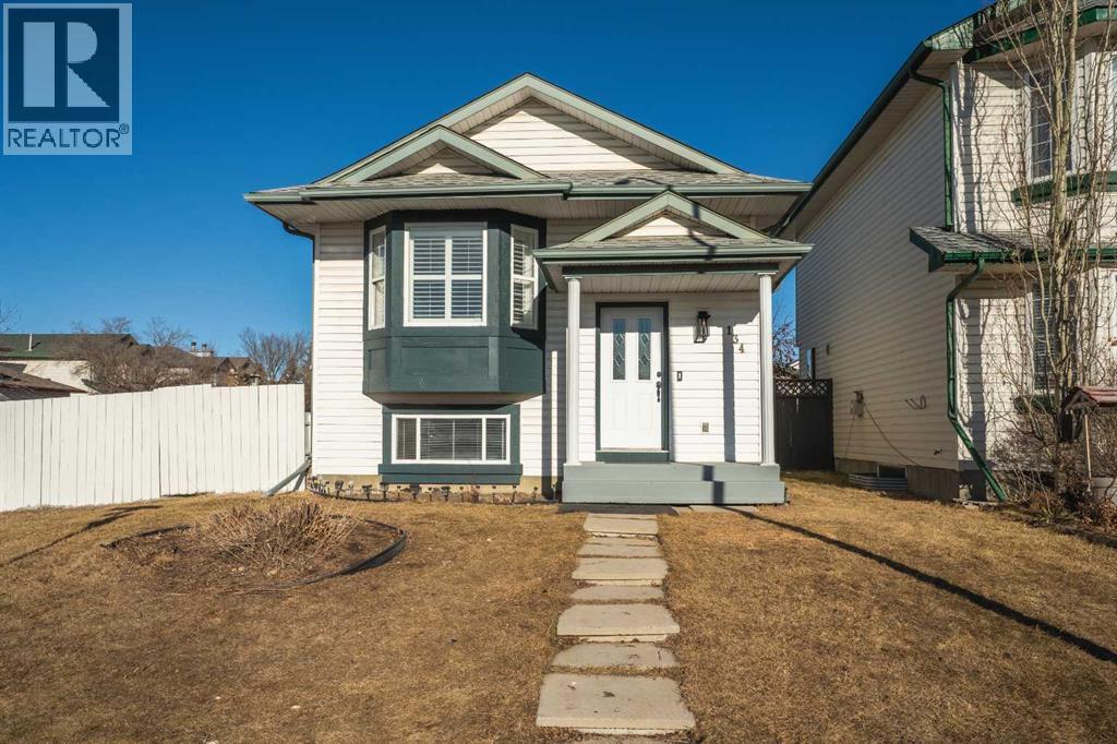134 Erin Meadow Crescent SE