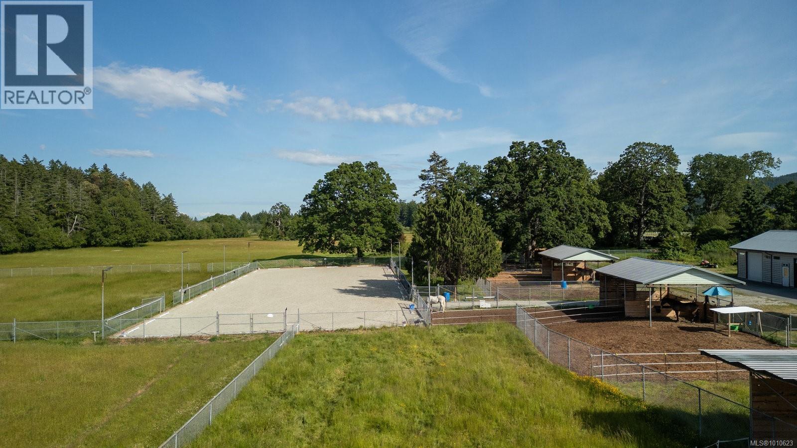 9775 West Saanich Rd
