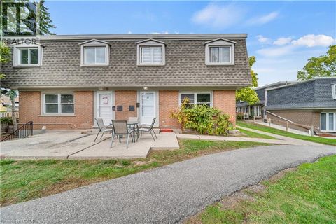 78 BORDEN Parkway Unit# 11 Kitchener ON N2M3T4