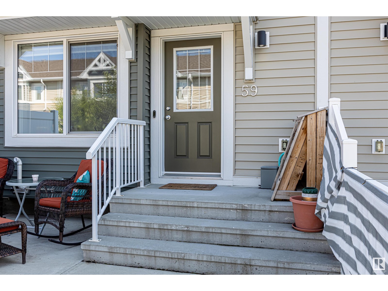 #59 415 CLAREVIEW RD NW
