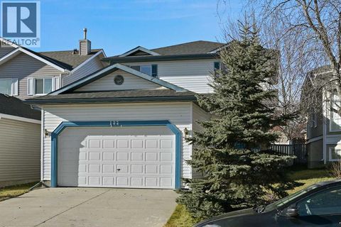 182 Coventry Close NE Calgary AB T3K4A6