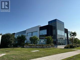 202-204 - 10 GREAT GULF DRIVE Vaughan (Concord) ON L4K5W1