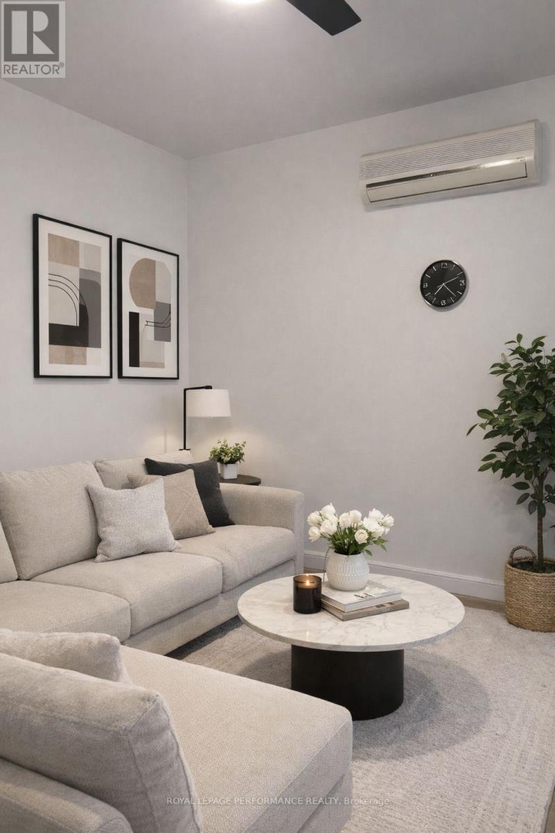 4 - 739 PRINCIPALE STREET