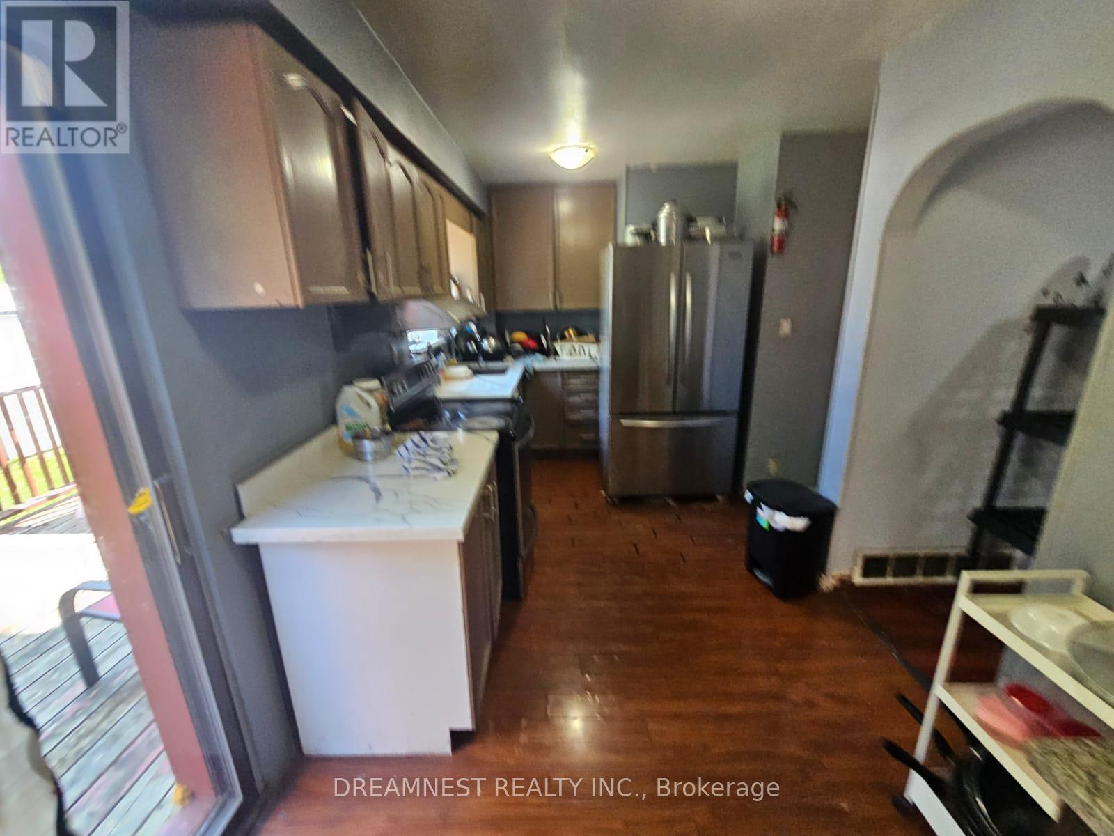 59 COXWORTH CRESCENT
