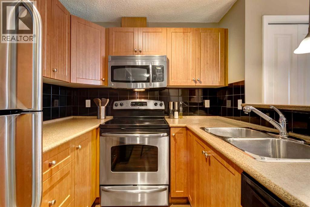 2339, 8 Bridlecrest Drive SW