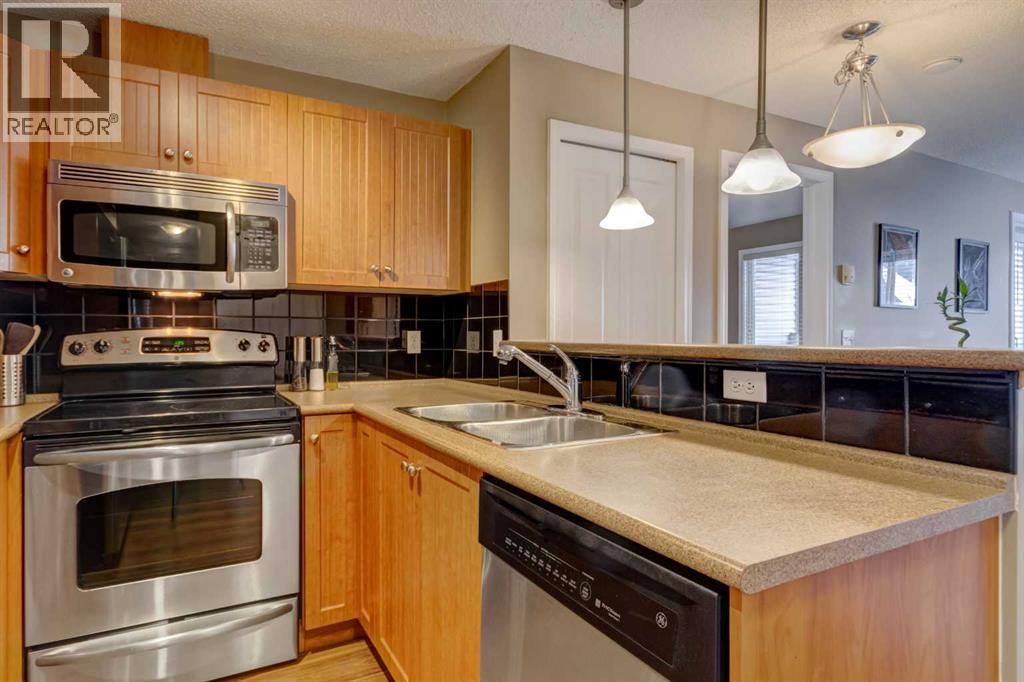 2339, 8 Bridlecrest Drive SW