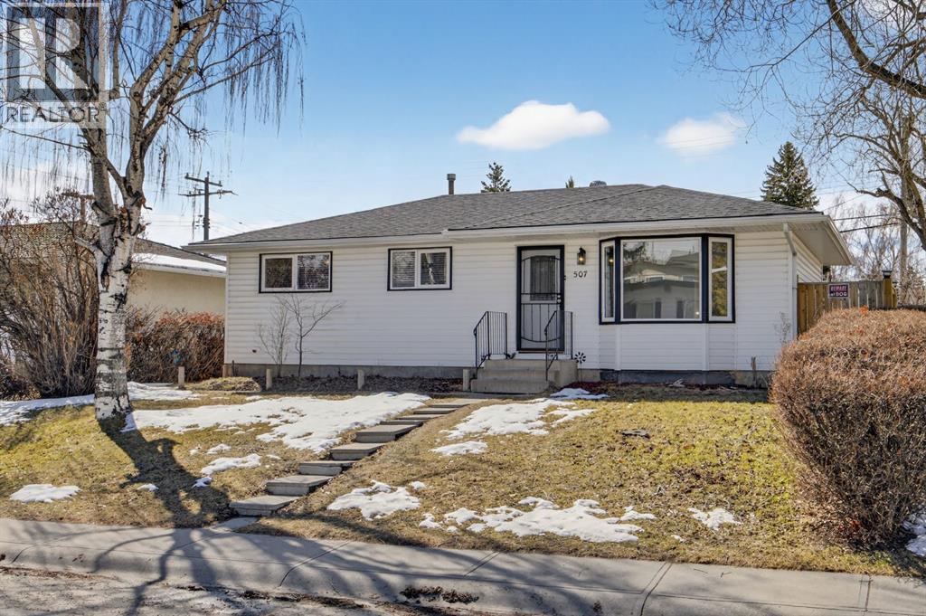 507 Mcintosh Road NE