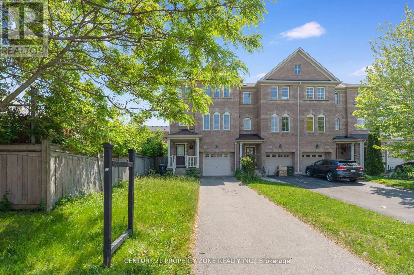 28 SEMINOFF STREET