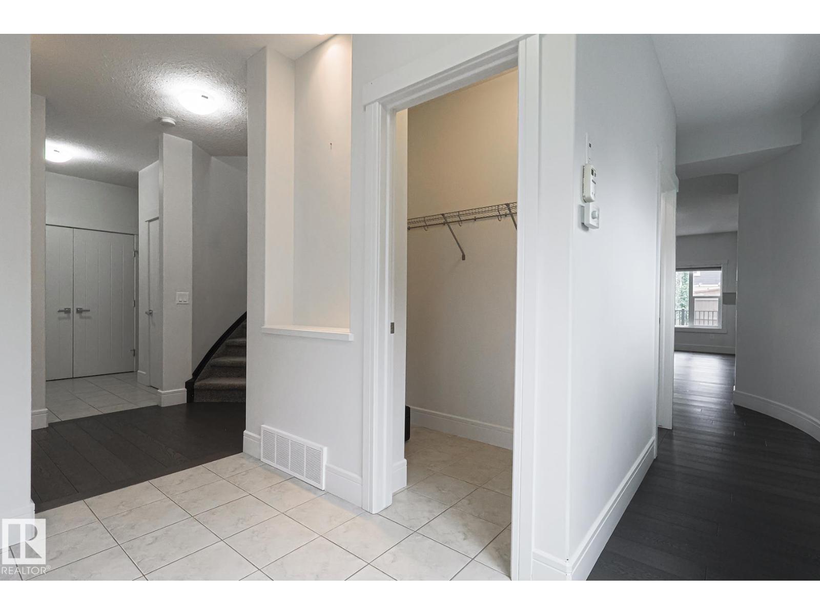 3167 WINSPEAR CR SW SW